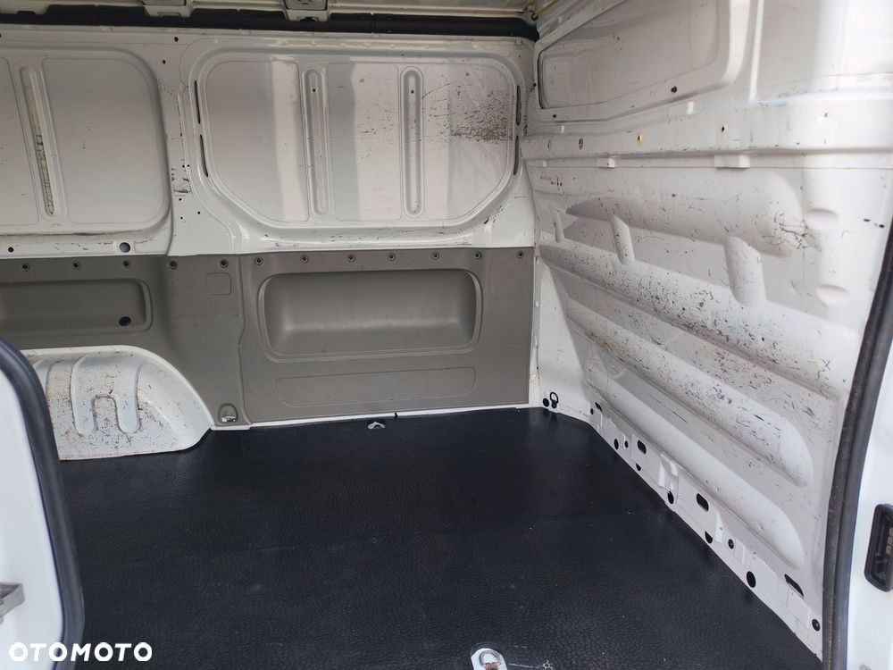 Renault TRAFIC - 18