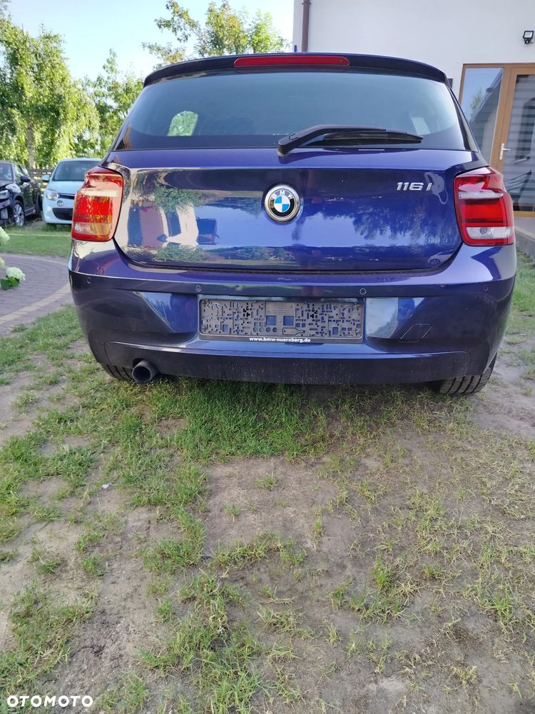 BMW Seria 1 116i - 13