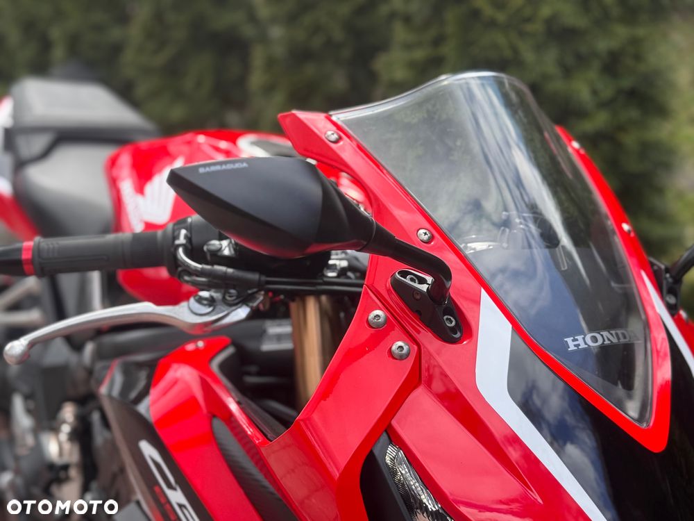 Honda CBR - 28