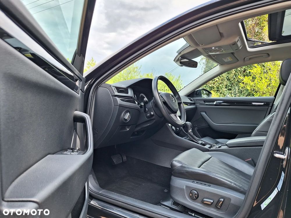 Skoda Superb 2.0 TDI DSG L&K - 9