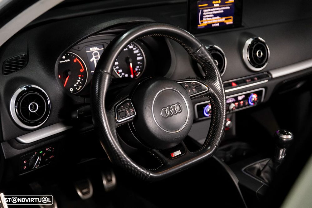 Audi A3 Sportback 1.6 TDI S-line - 11