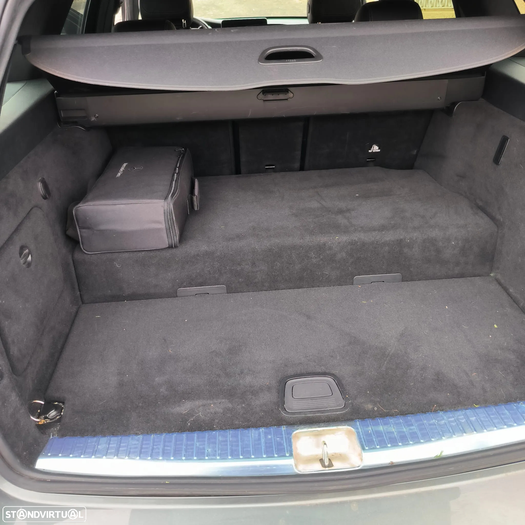 Mercedes-Benz C 300 - 12