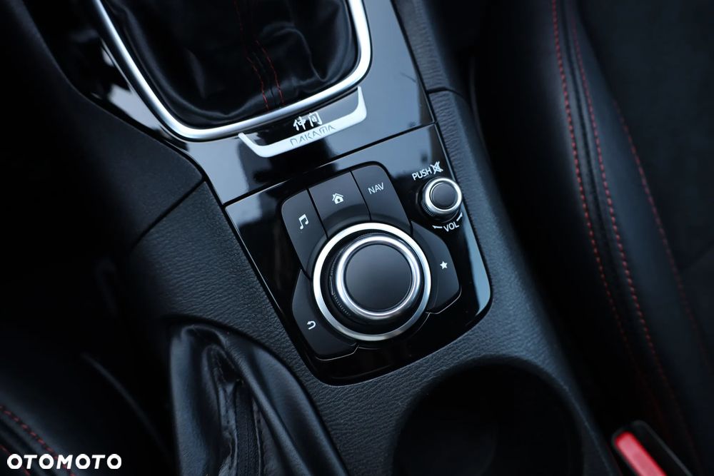 Mazda 3 SKYACTIV-G 120 NAKAMA - 12