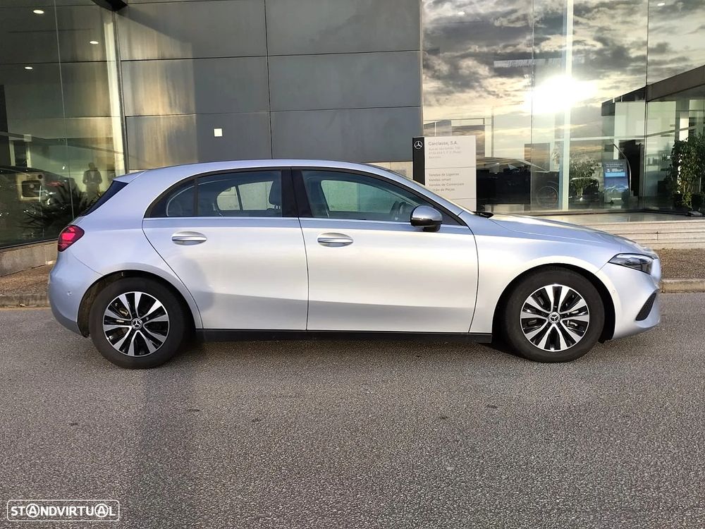 Mercedes-Benz A 200 7G-DCT - 9