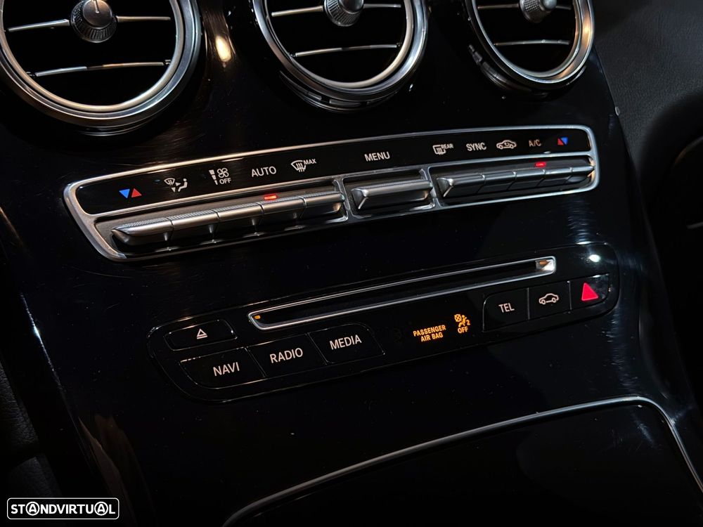 Mercedes-Benz GLC 250 d Coupé AMG Line 4-Matic - 30