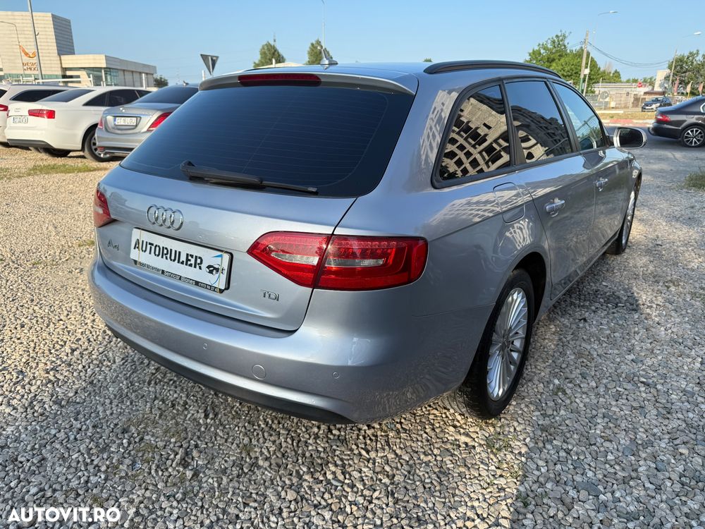 Audi A4 Avant 2.0 TDI DPF clean diesel multitronic Attraction - 5