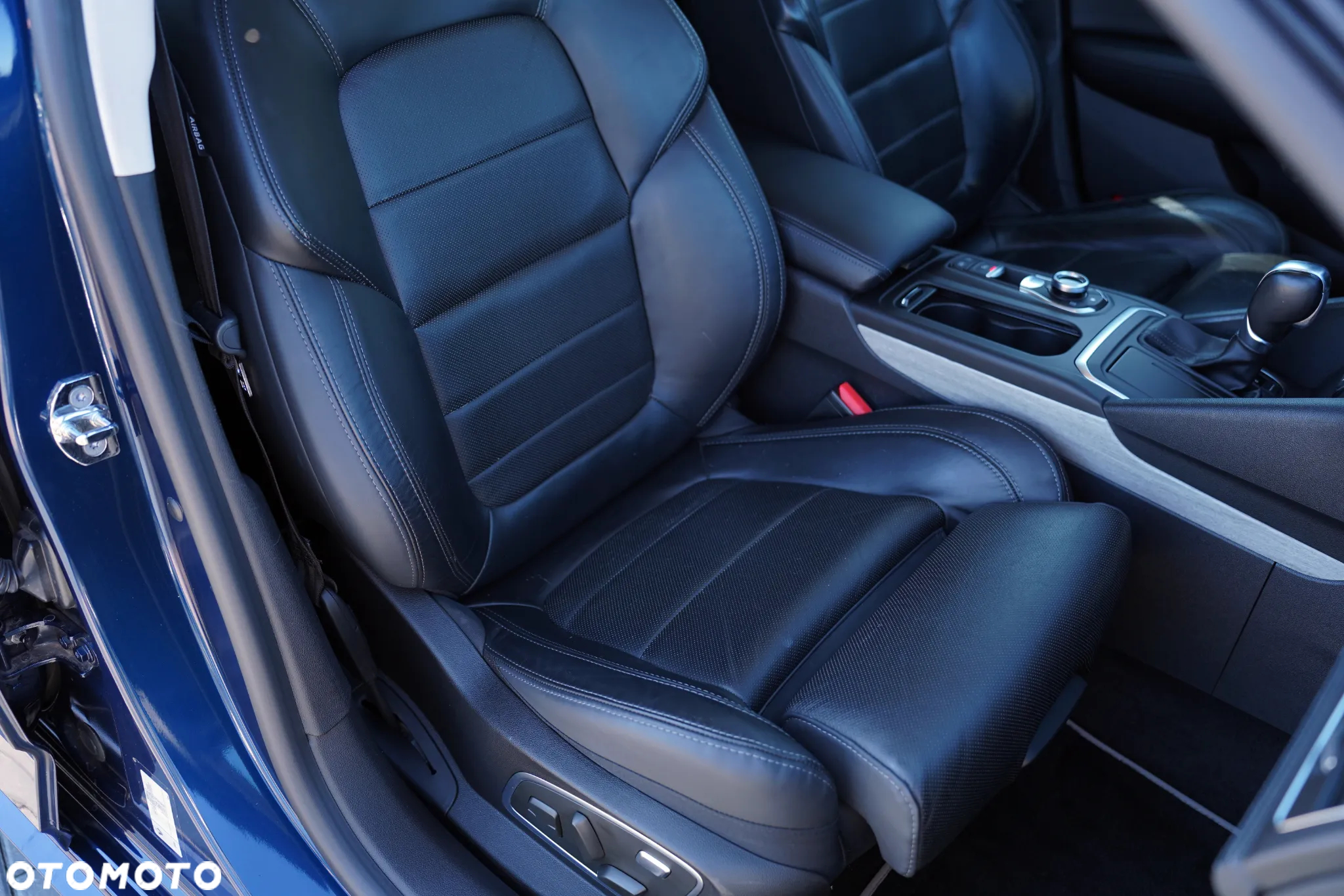 Renault Talisman Grandtour ENERGY TCe 200 EDC INITIALE PARIS - 24
