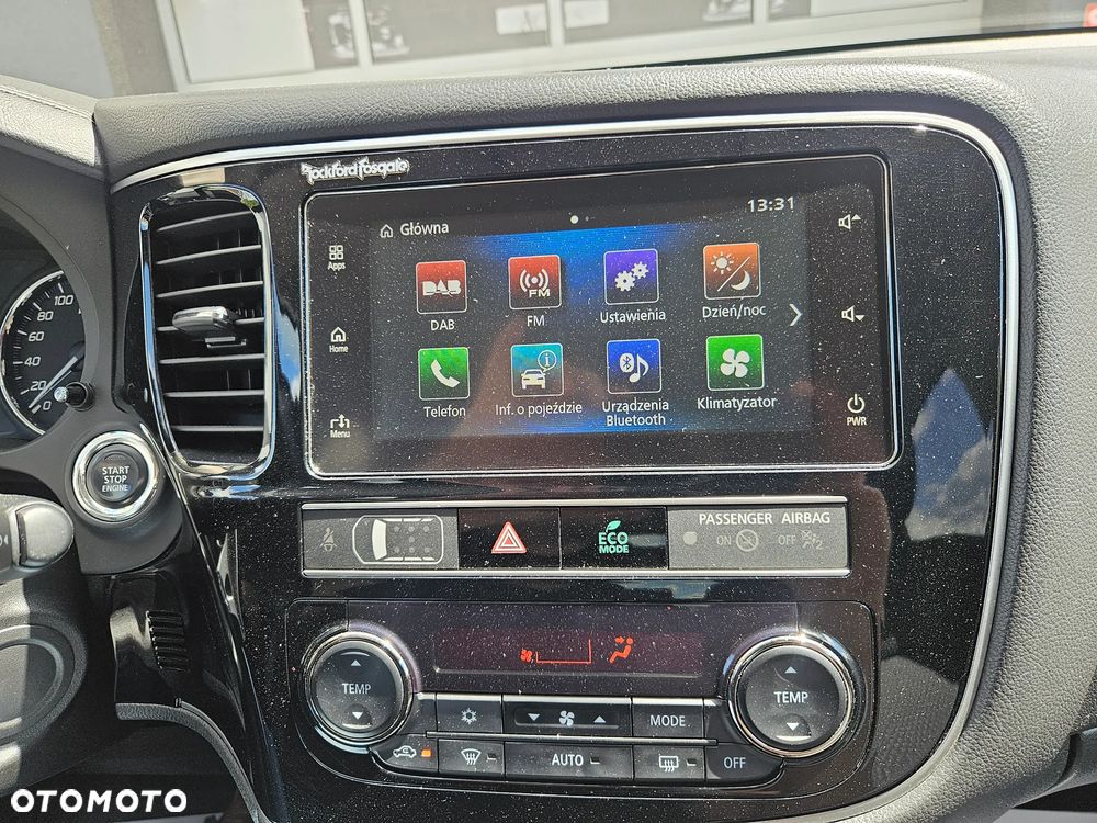 Mitsubishi Outlander 2.0 Intense + Navi 4WD CVT - 16