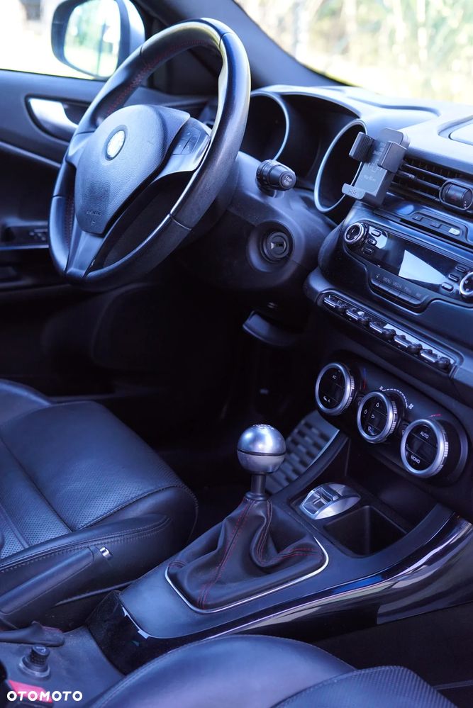 Alfa Romeo Giulietta 1.8 TBi 16V Quadrifoglio Verde - 5