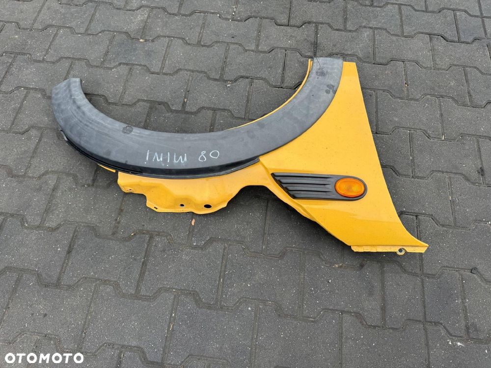 BŁOTNIK PRAWY MINI R55 2009 - 2