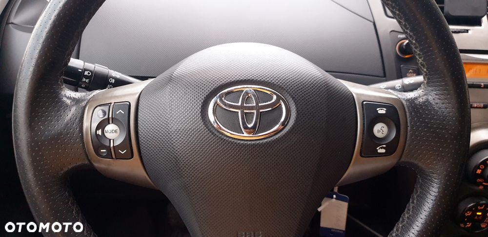 Toyota Yaris 1.33 VVT-i Sol - 17