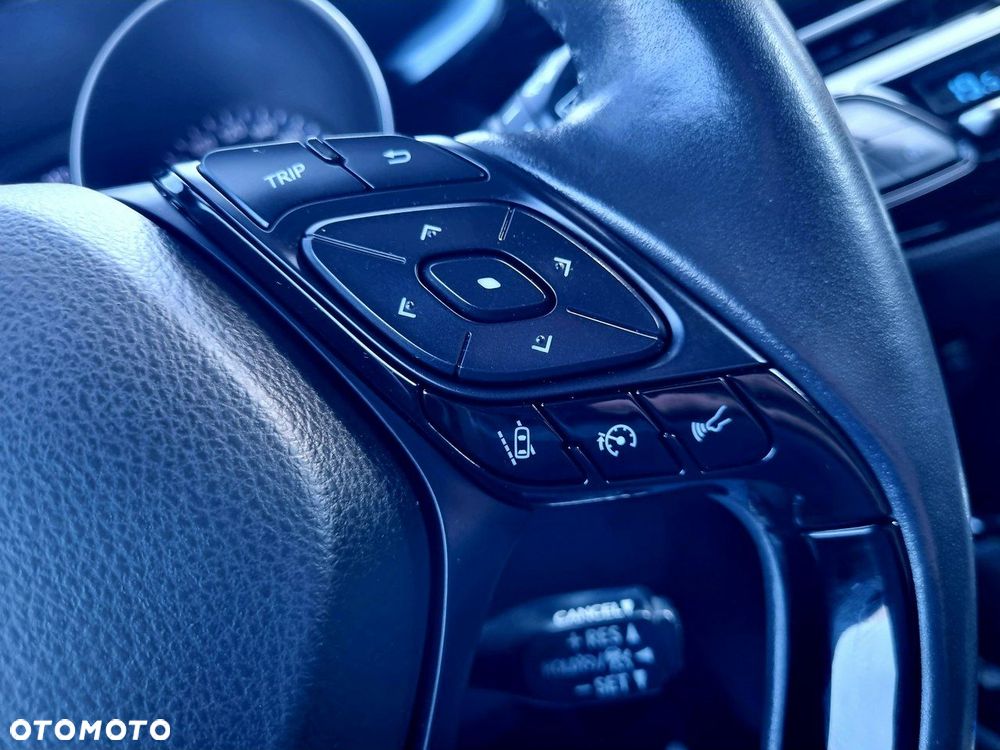 Toyota C-HR 1.8 Hybrid Premium - 18