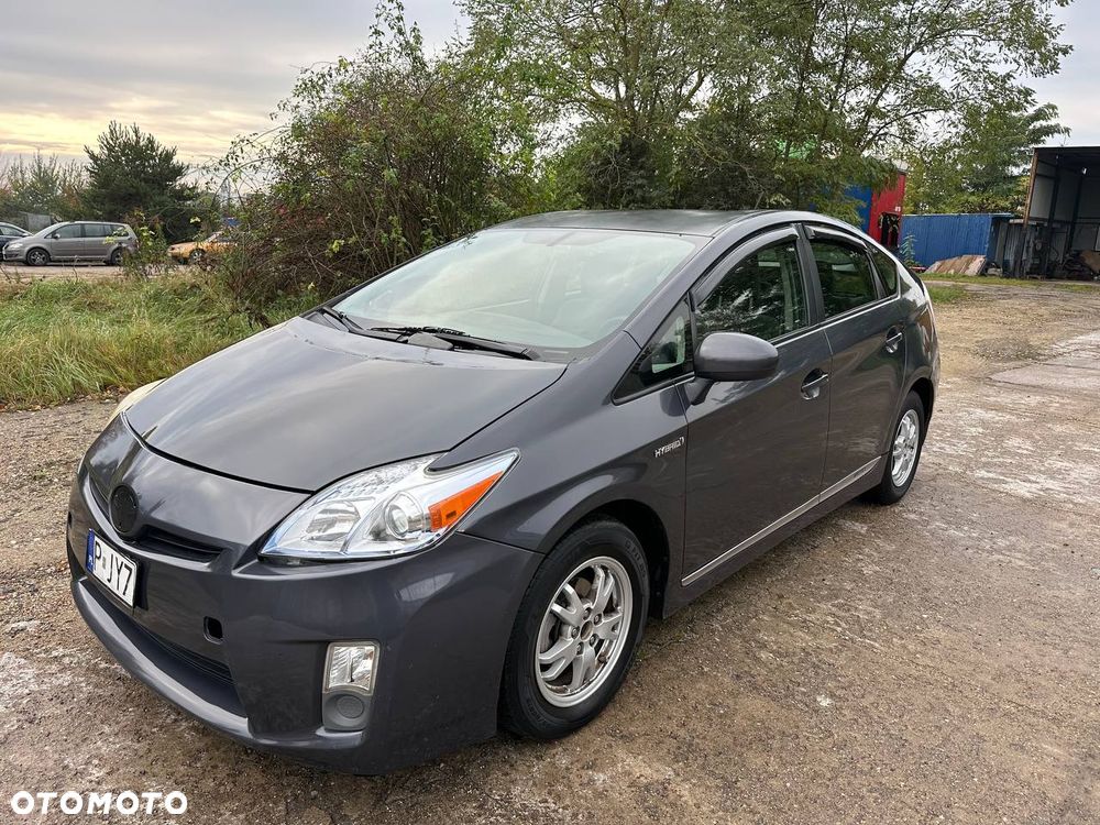Toyota Prius 1.8 HSD Active - 1