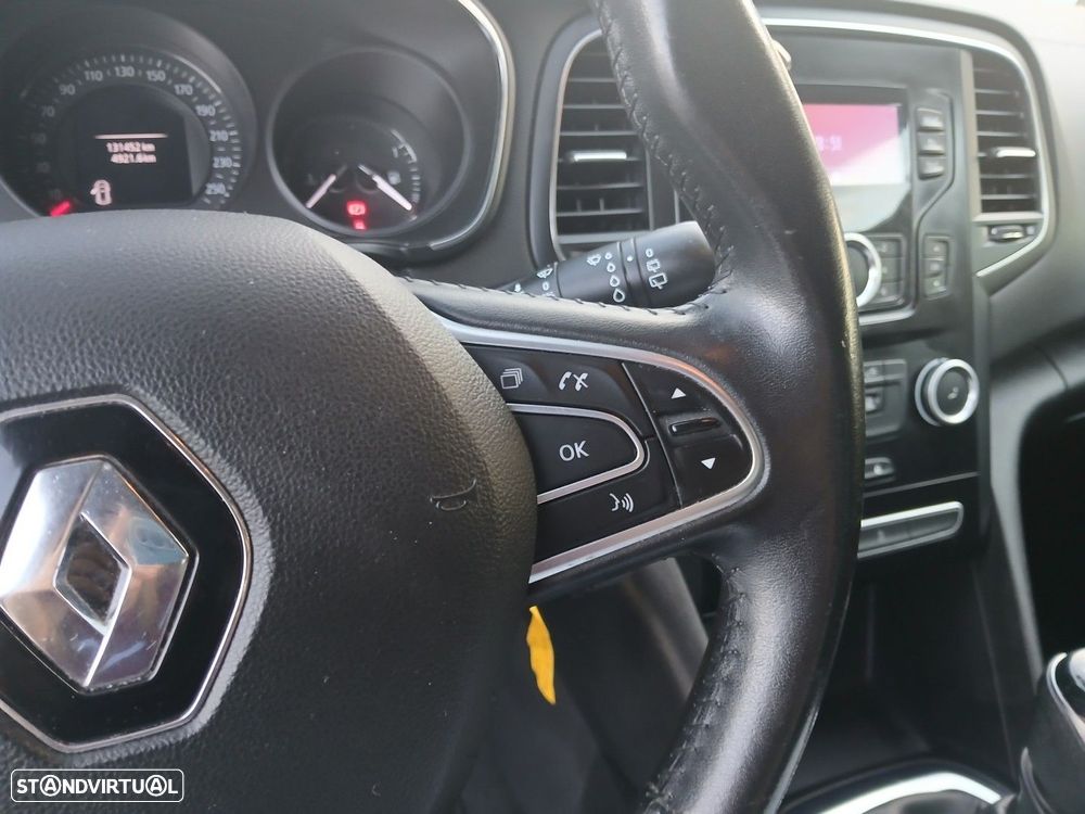 Renault Mégane 1.5 Blue dCi Zen - 23