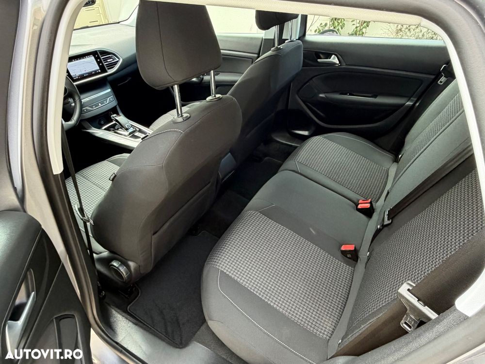 Peugeot 308 BlueHDi FAP 130 EAT8 Stop & Start Allure Pack - 10