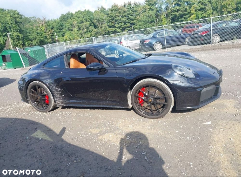 Porsche 911 - 9