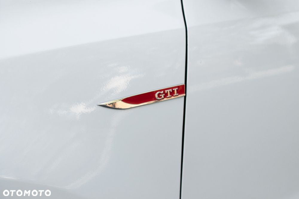 Volkswagen Polo 1.8 TSI (Blue Motion Technology) DSG GTI - 18