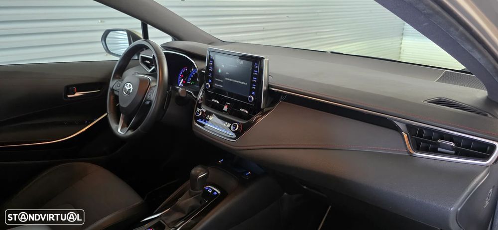 Toyota Corolla 2.0 Hybrid Exclusive - 28