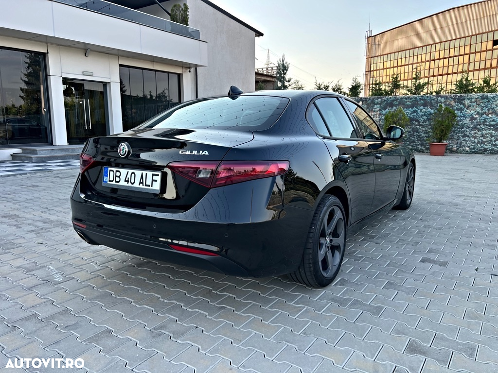 Alfa Romeo Giulia 2.2 JTDM Super - 2