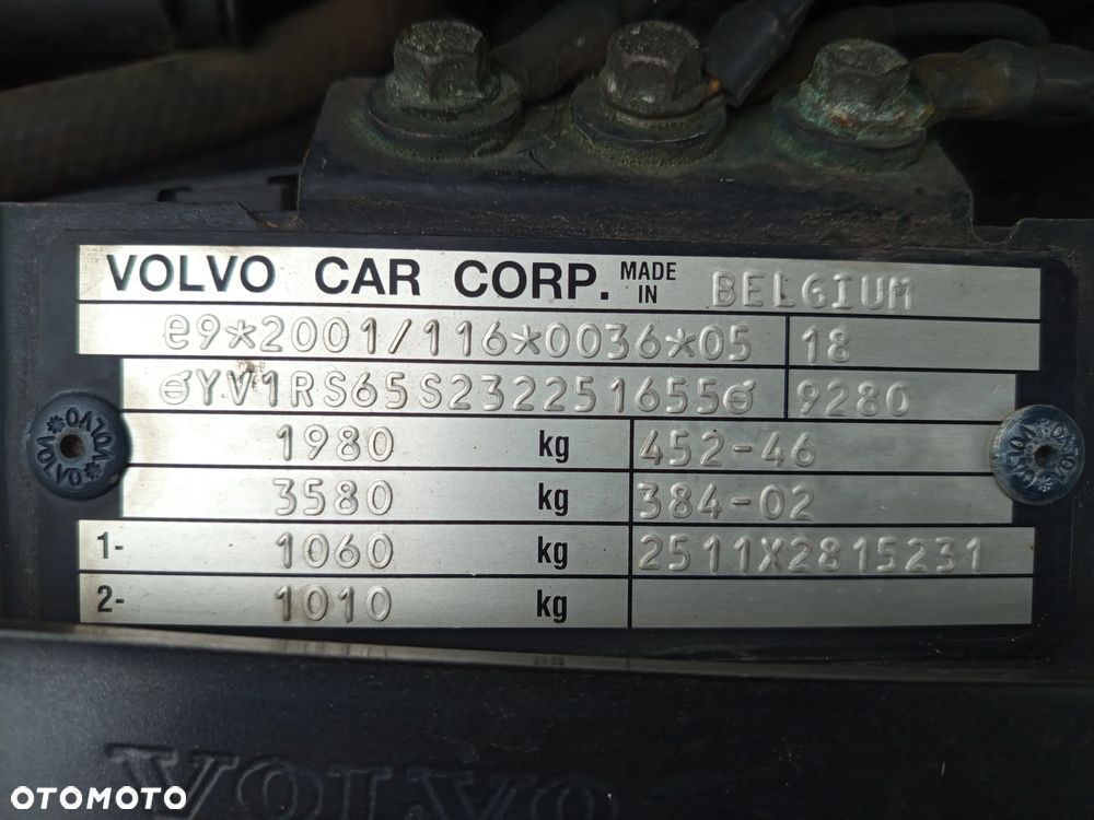 Volvo S60 2.4 - 12