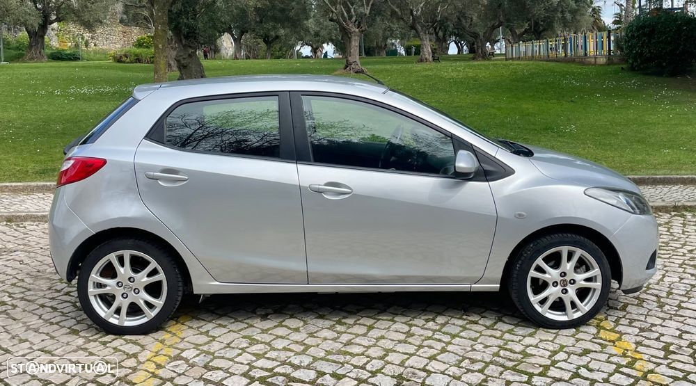 Mazda 2 1.3 MZR Exclusive - 6