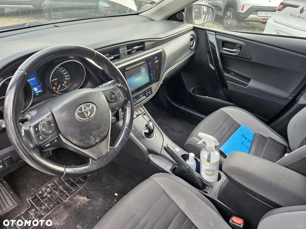 Toyota Auris - 7
