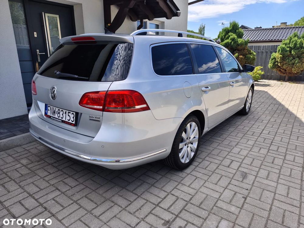 Volkswagen Passat 2.0 TDI DSG BlueMotion Technology Comfortline - 11