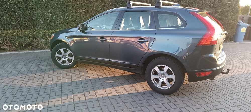 Volvo XC 60 2.4D DRIVe - 6