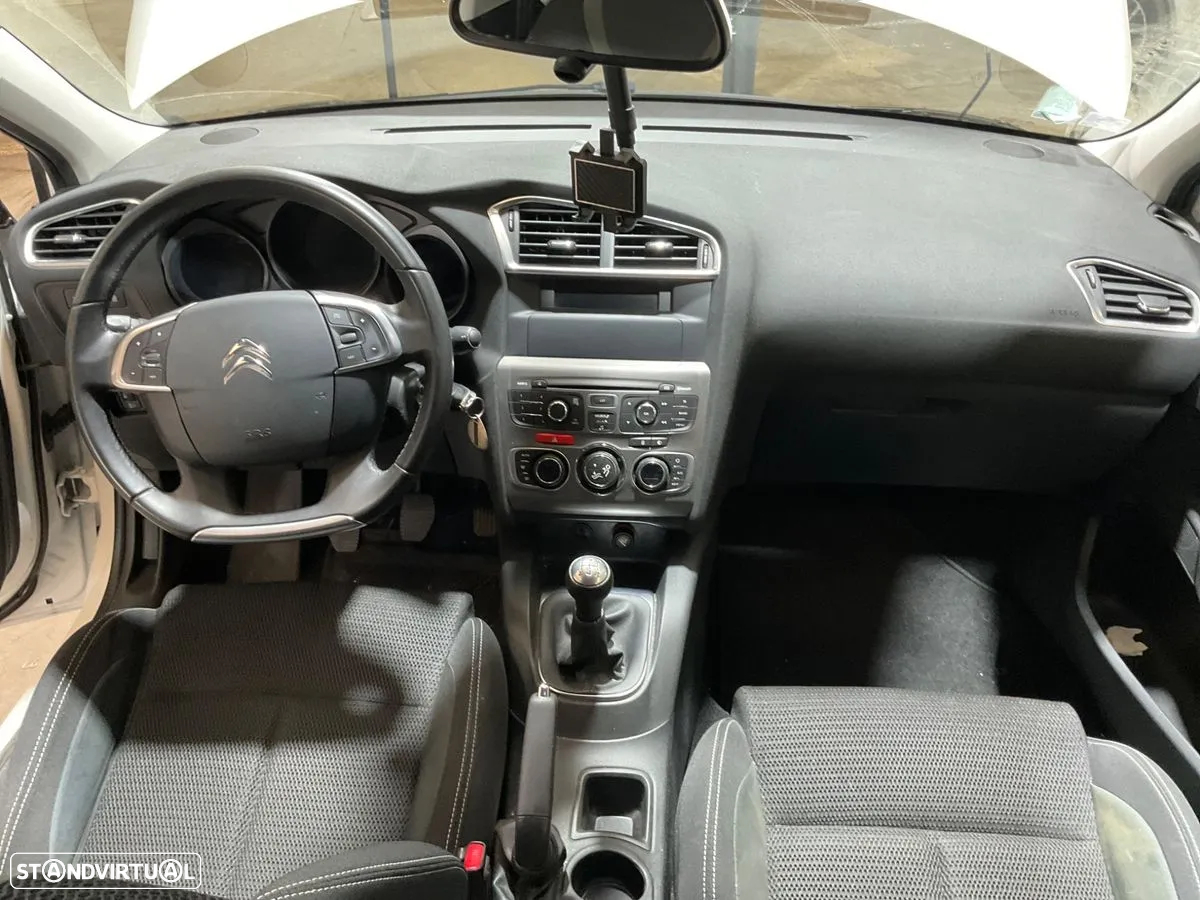 Citroën C4 1.2 PureTech Feel - 6