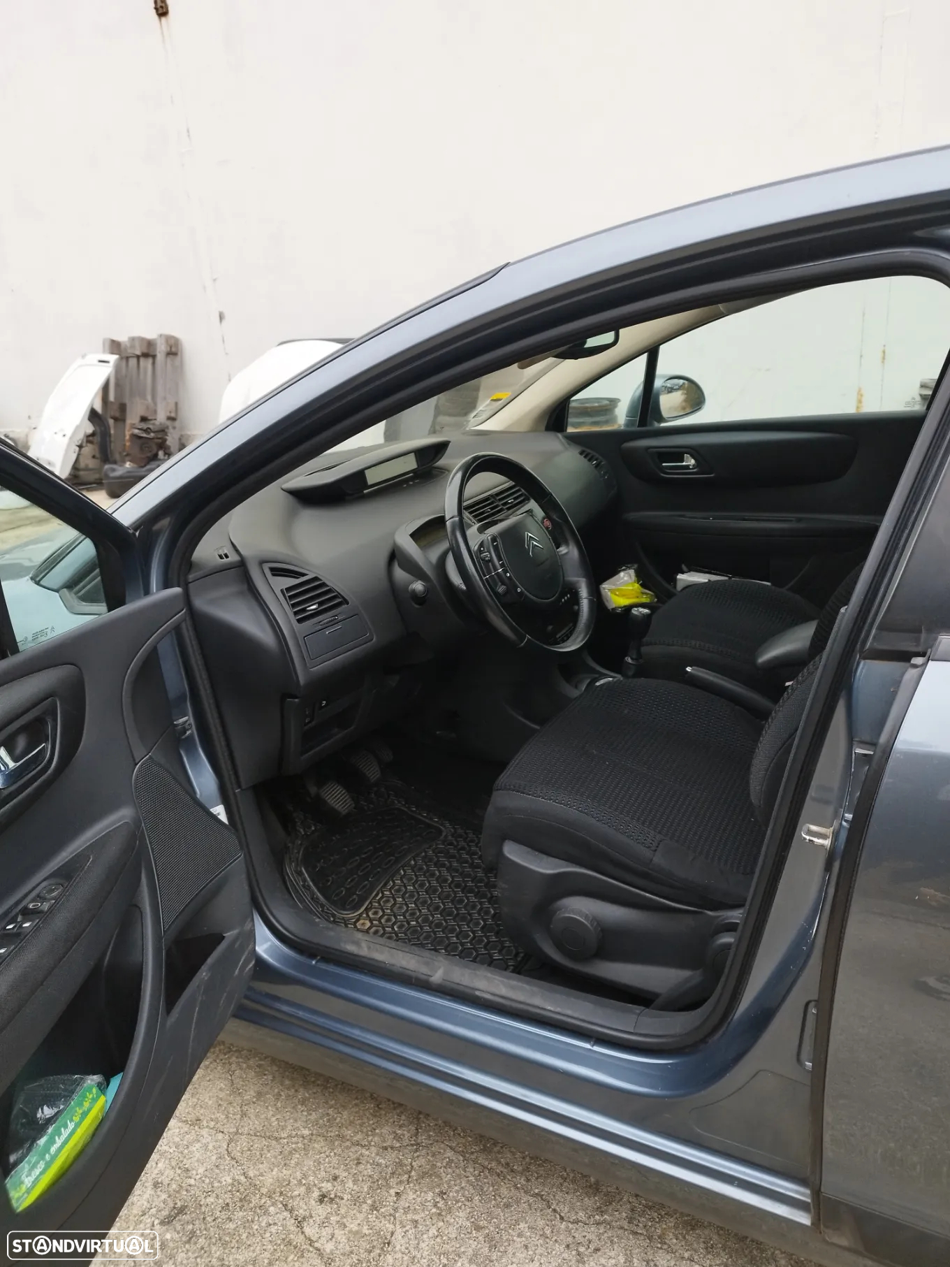 Citroën C4 - 4