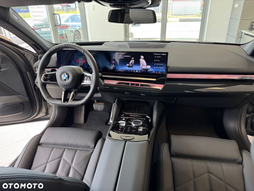 BMW Seria 5 540d xDrive - 21