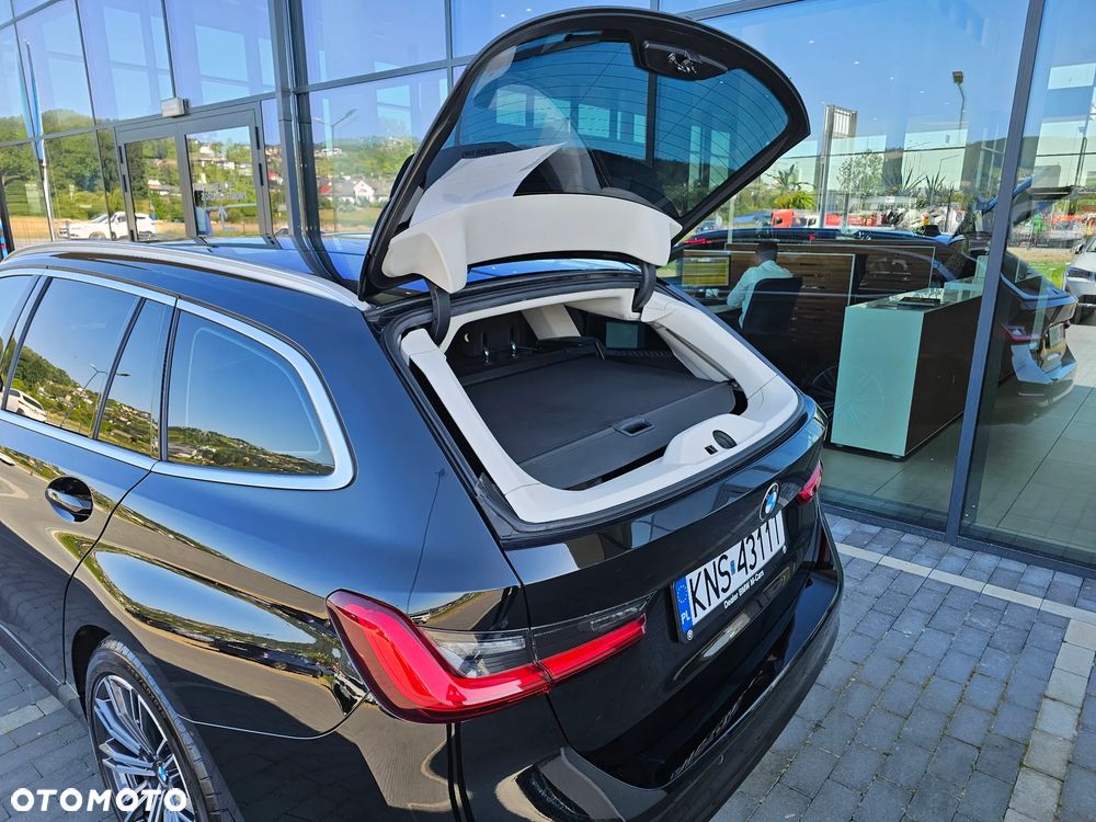 BMW Seria 3 318d - 10