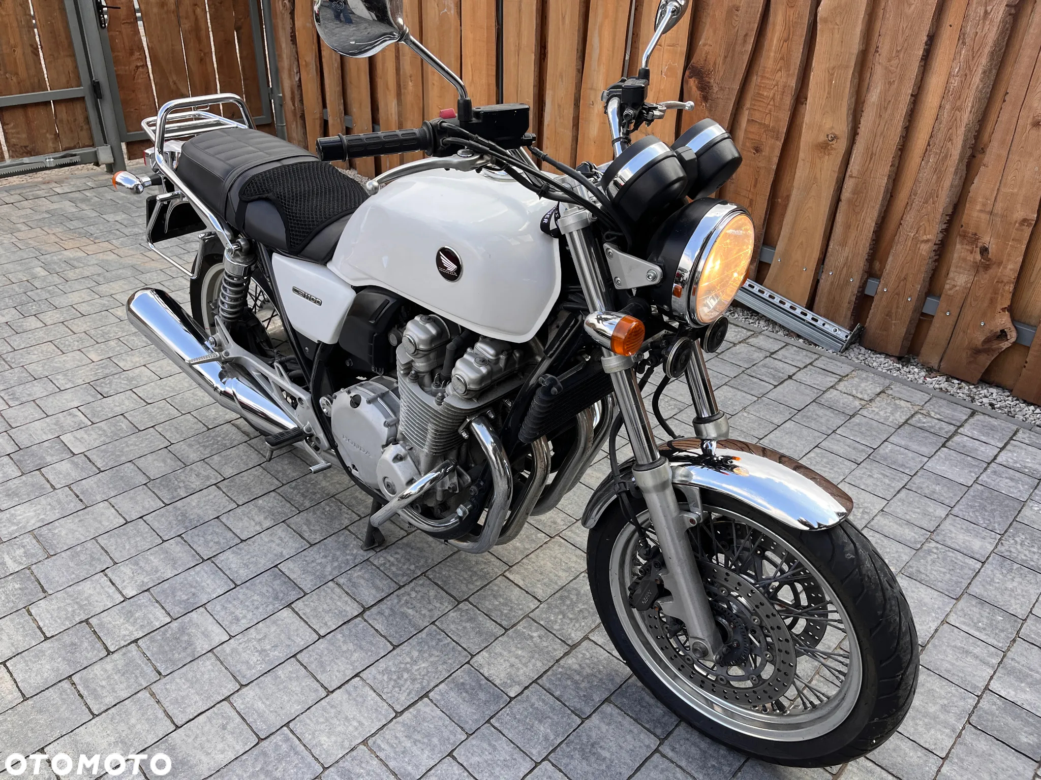 Honda CB - 7