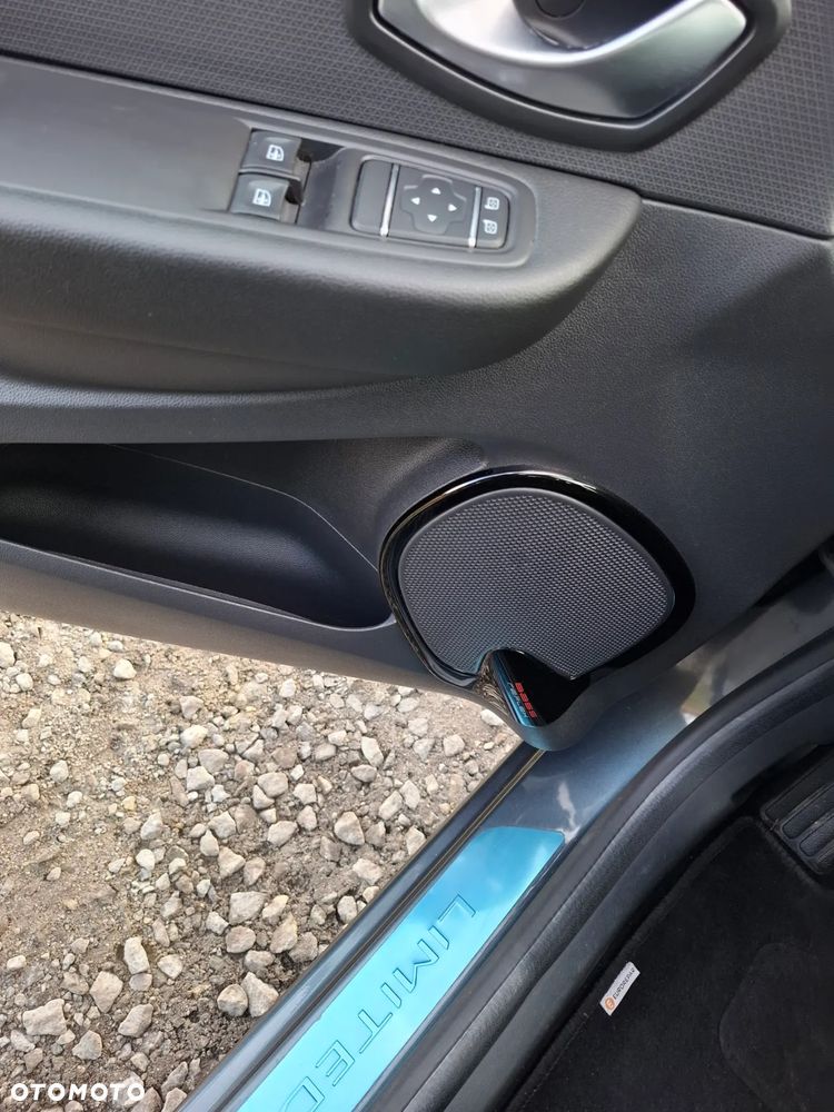 Renault Clio 1.2 16V 75 Limited - 8