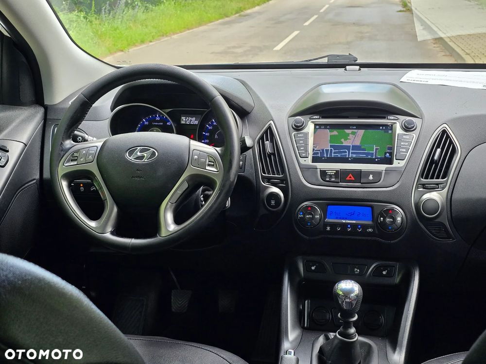 Hyundai ix35 1.7 CRDi 2WD Fifa World Cup Edition - 29