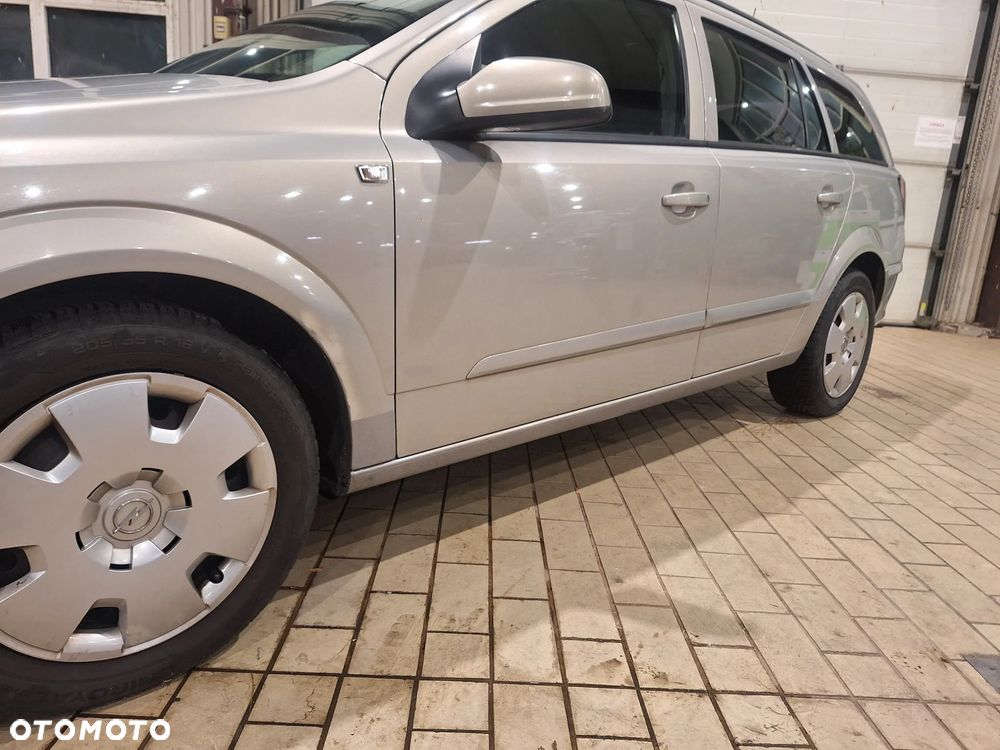 Opel Astra - 24
