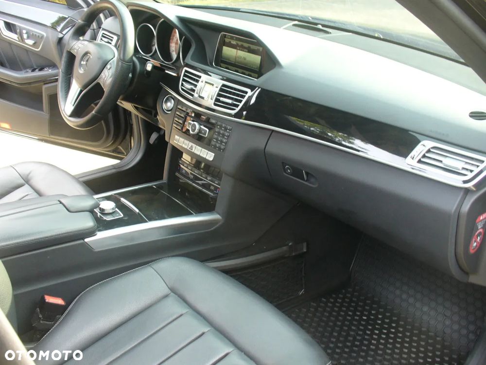 Mercedes-Benz Klasa E 350 BlueEFFICIENCY 7G-TRONIC Avantgarde - 18