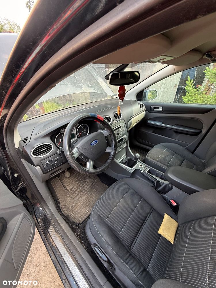 Ford Focus 1.8 TDCi Trend - 8