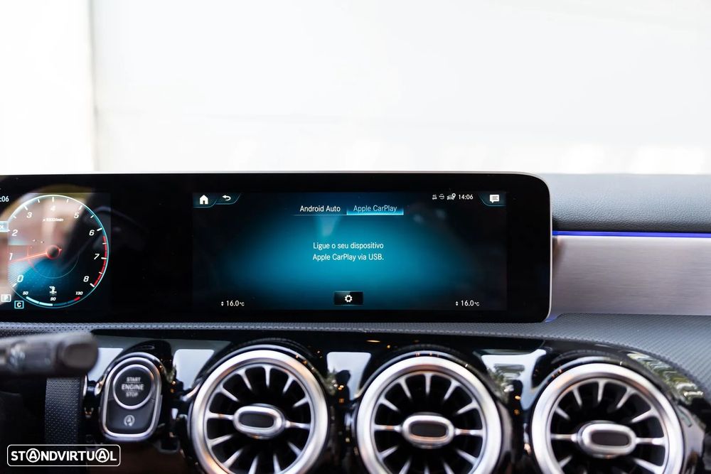 Mercedes-Benz A 180 7G-DCT AMG Line - 12