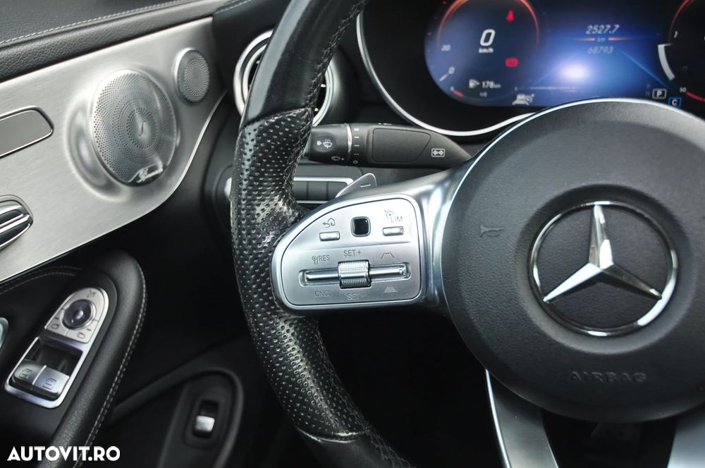 Mercedes-Benz C 300 d Coupe 4Matic 9G-TRONIC AMG Line - 22
