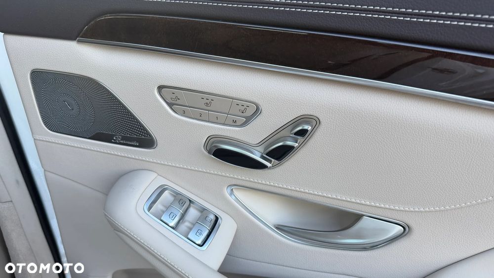 Mercedes-Benz Klasa S 560 L 4Matic 9G-TRONIC - 22