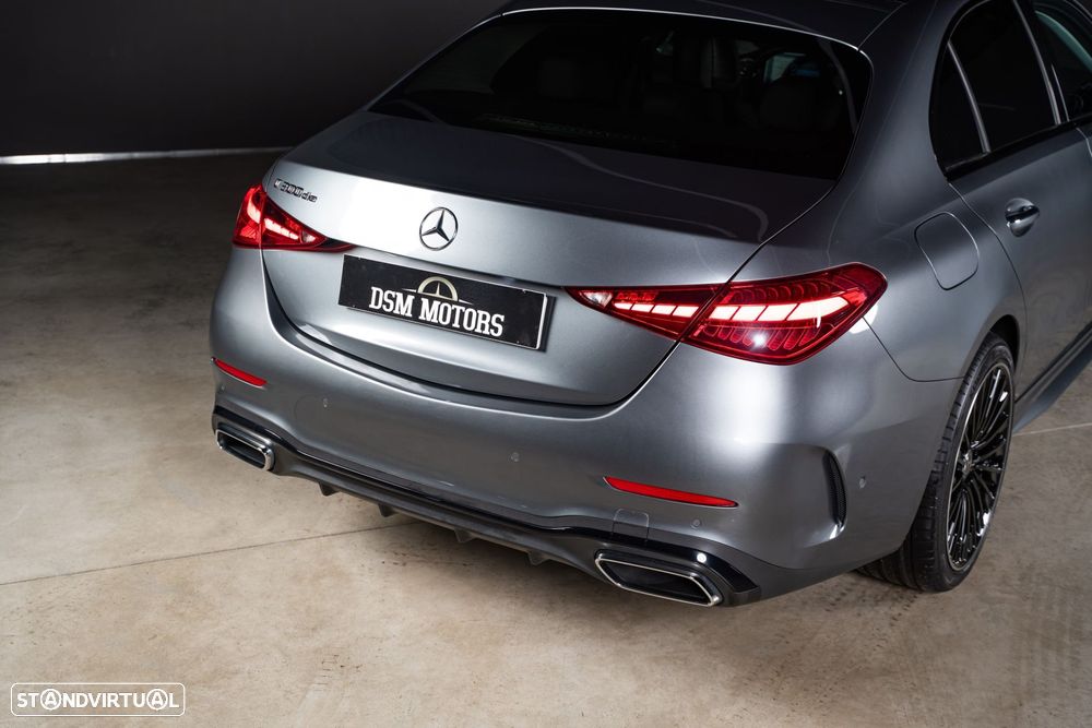 Mercedes-Benz C 300 de AMG Line - 8