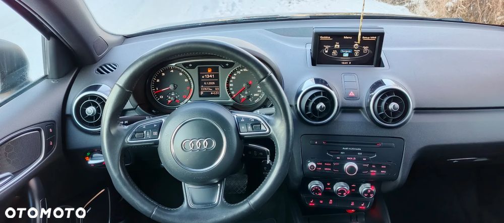 Audi A1 Sportback 1.4 TFSI S tronic S line Sportpaket - 16