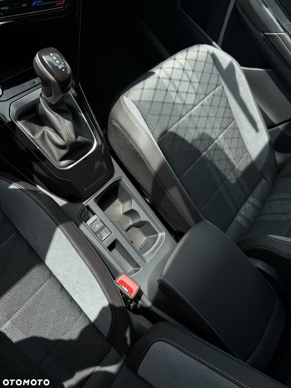 Volkswagen T-Roc 1.5 TSI R-Line Plus DSG - 15