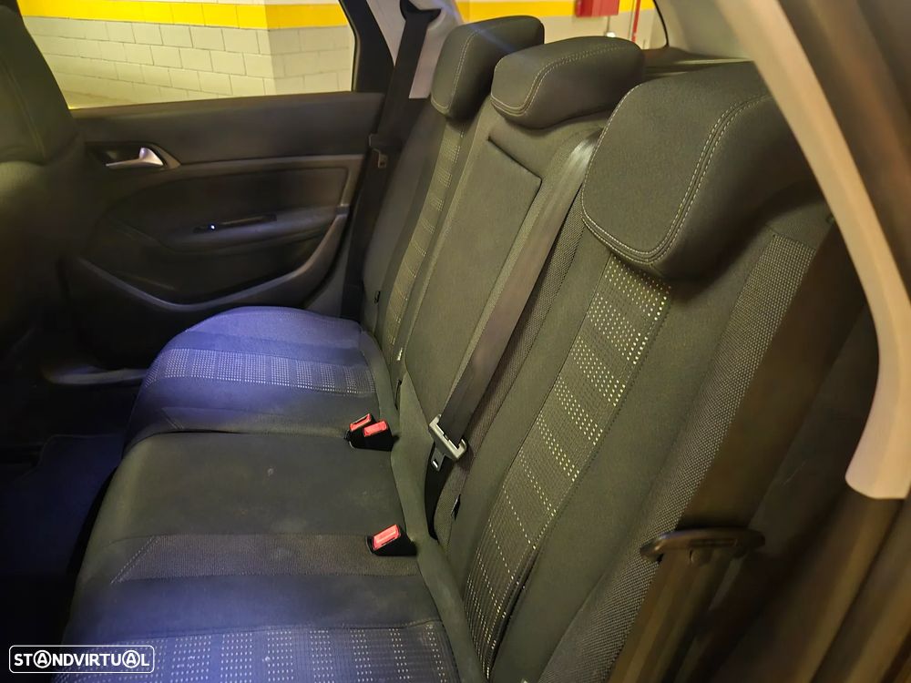 Peugeot 308 SW 1.6 e-HDi Allure - 29