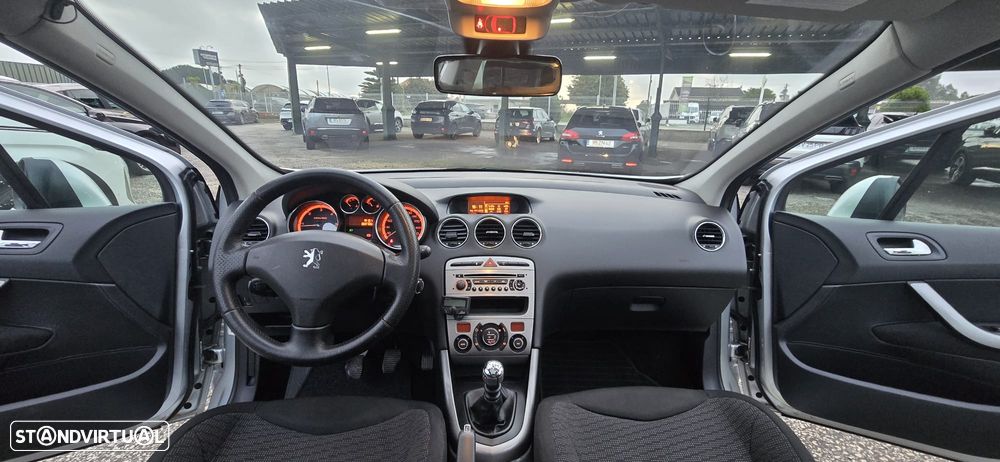 Peugeot 308 SW 1.6 HDi Premium CVM6 - 19