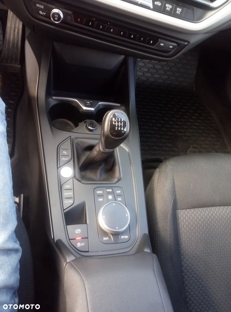 BMW Seria 1 118d - 15