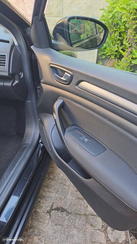 Renault Mégane Sport Tourer BLUE dCi 115 EDC BOSE EDITION - 17