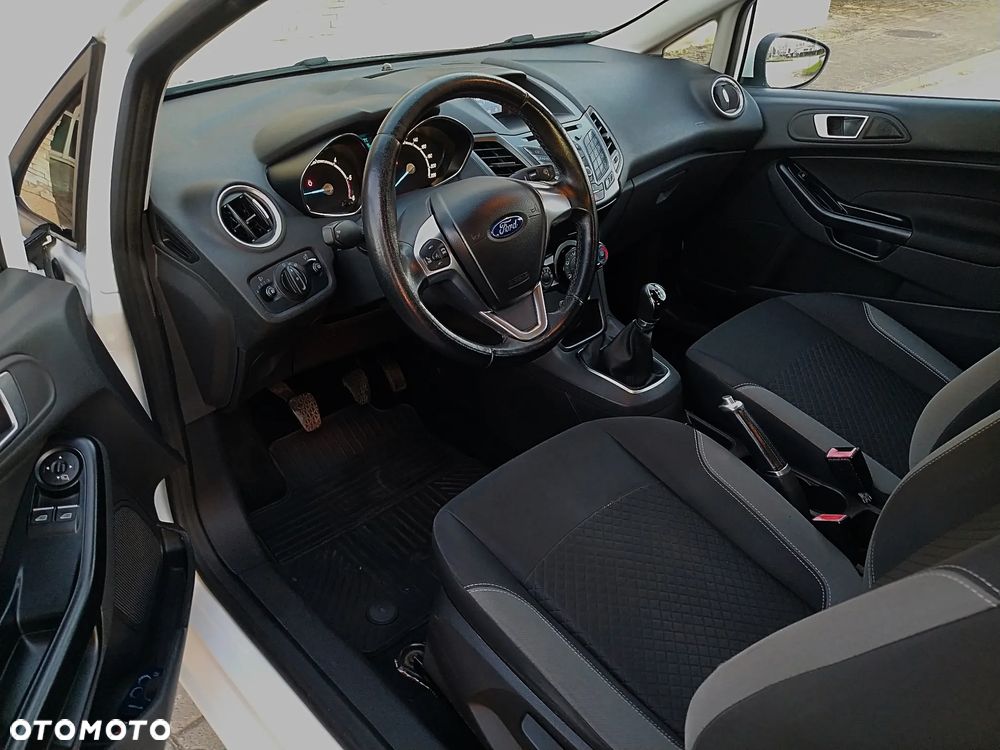 Ford Fiesta - 18