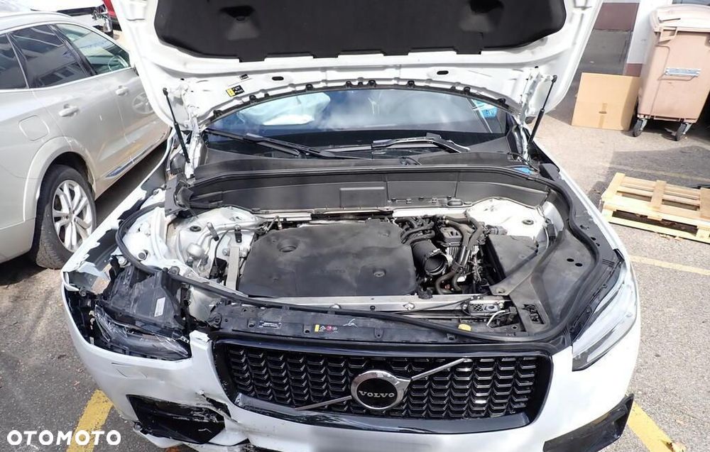 Volvo XC 90 B5 D AWD R-Design 7os - 12